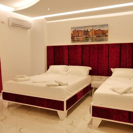 Lumi Hotel Sarande Luaran gambar
