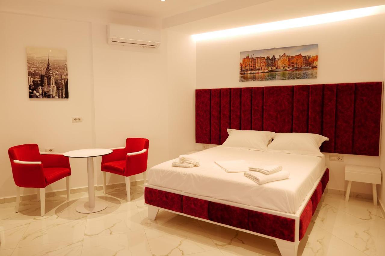 Lumi Hotel Sarande Luaran gambar
