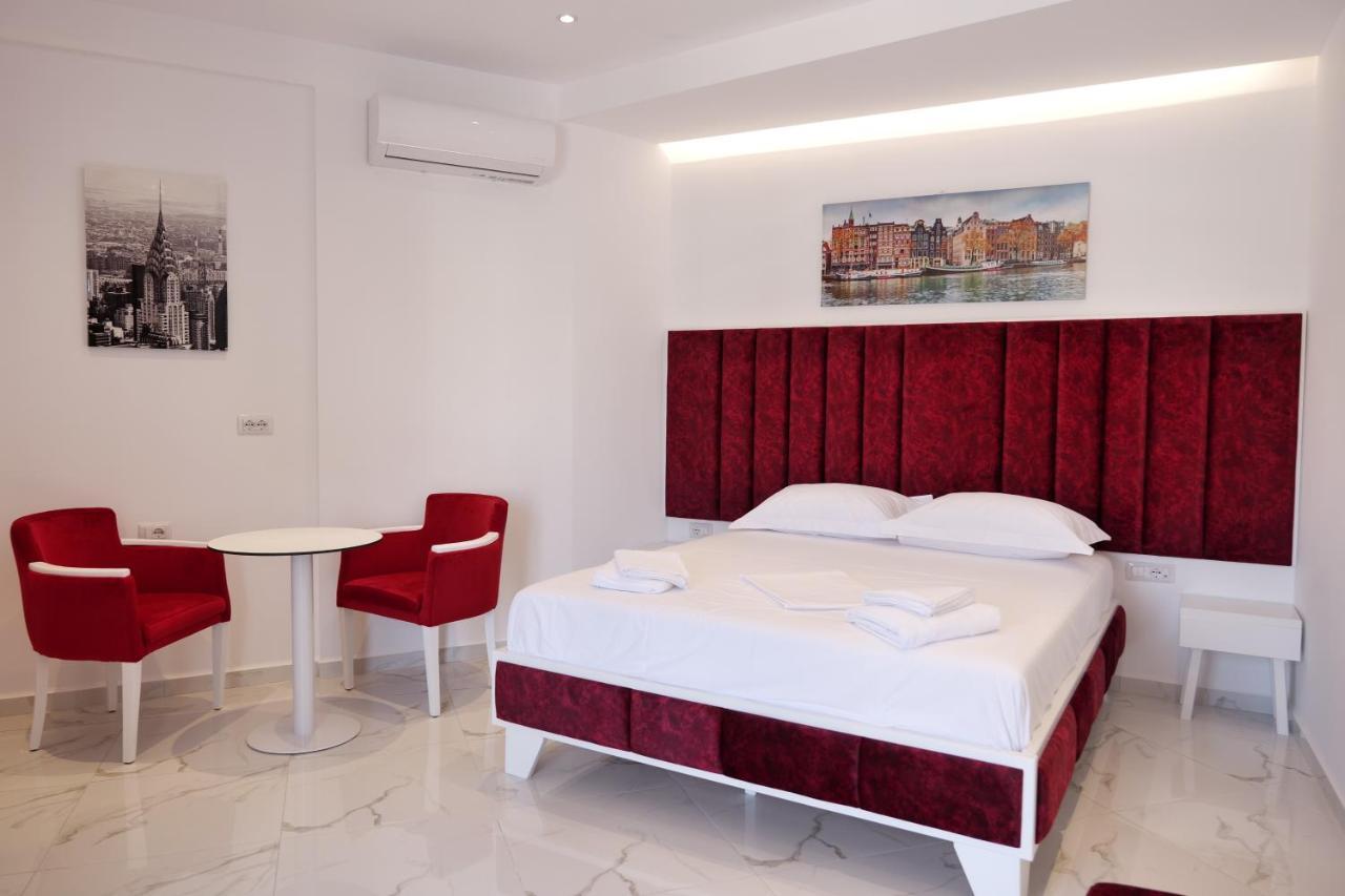 Lumi Hotel Sarande Luaran gambar