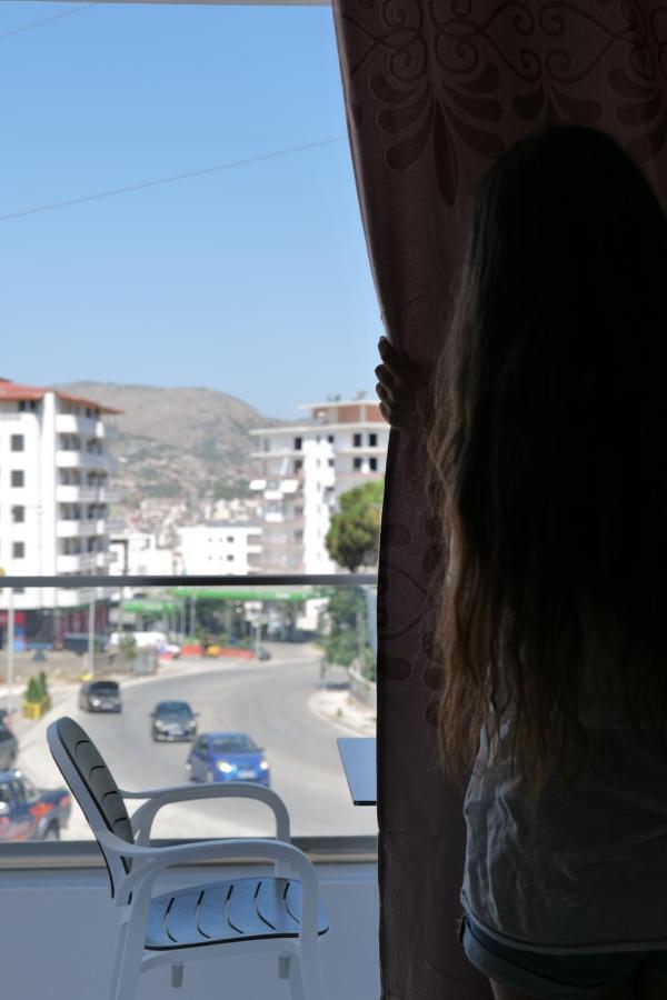 Lumi Hotel Sarande Luaran gambar