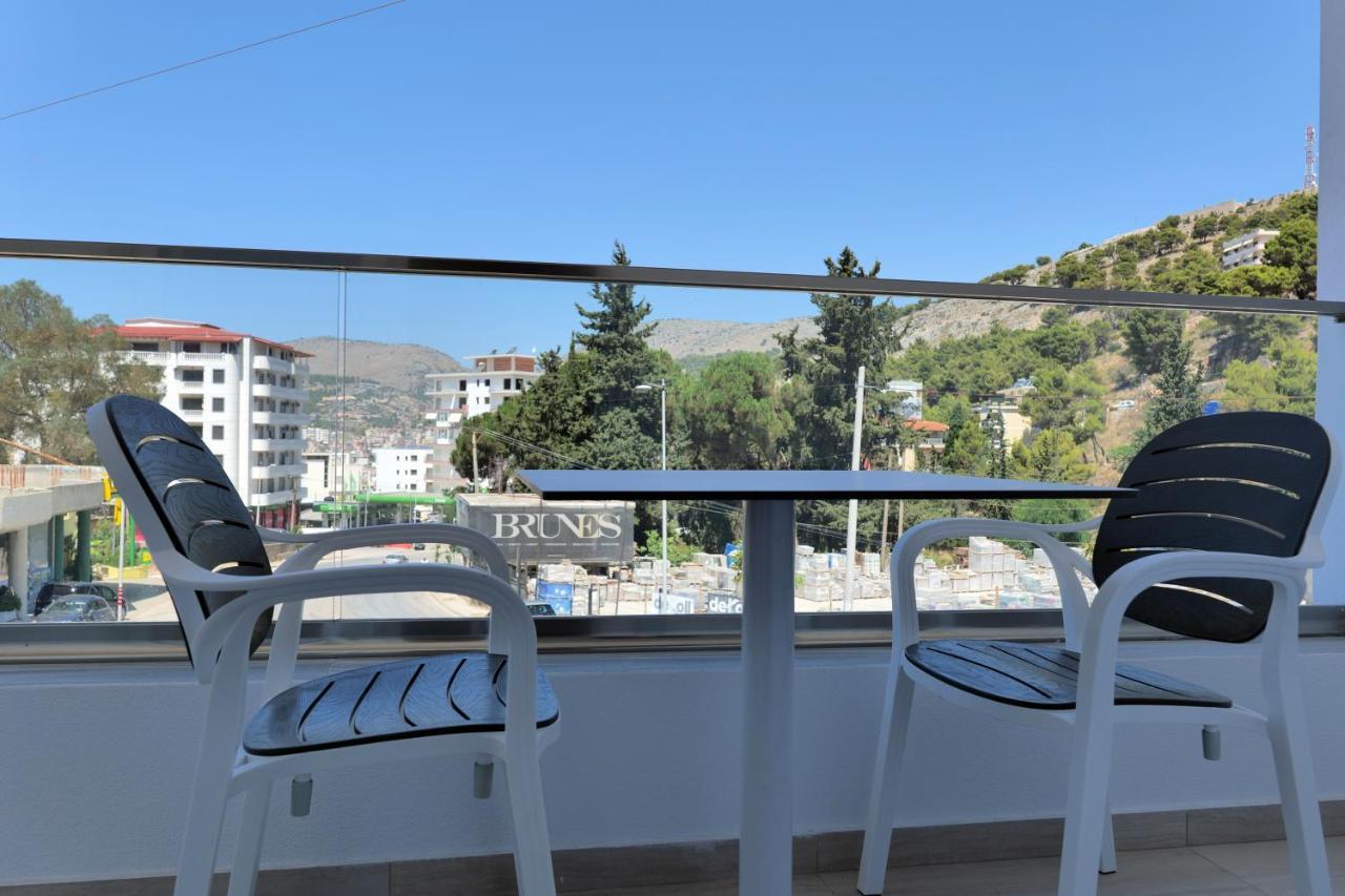 Lumi Hotel Sarande Luaran gambar