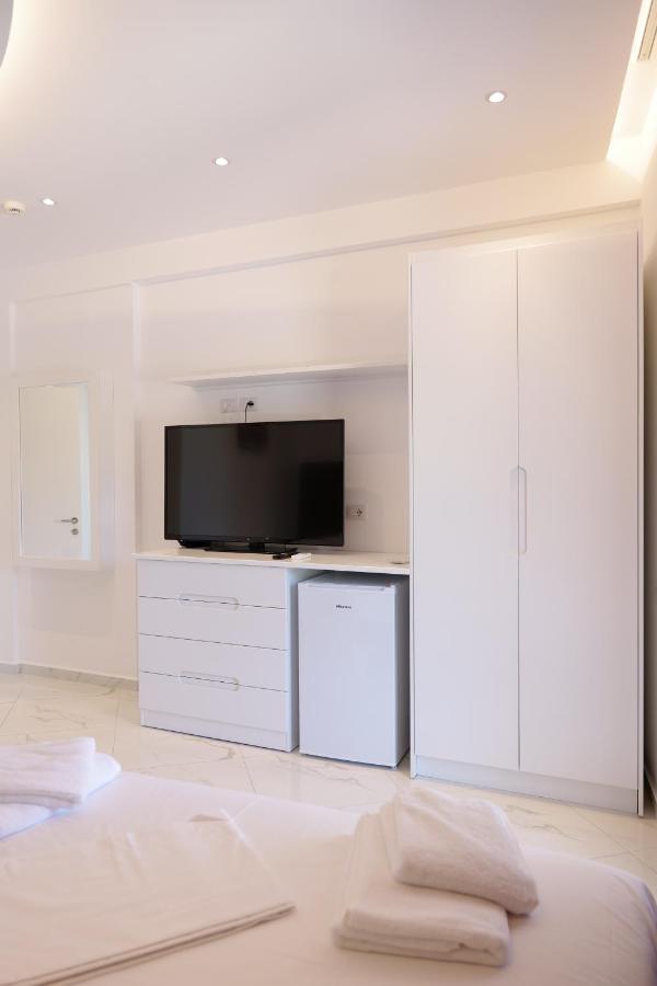 Lumi Hotel Sarande Luaran gambar