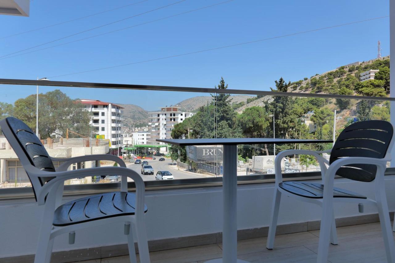 Lumi Hotel Sarande Luaran gambar